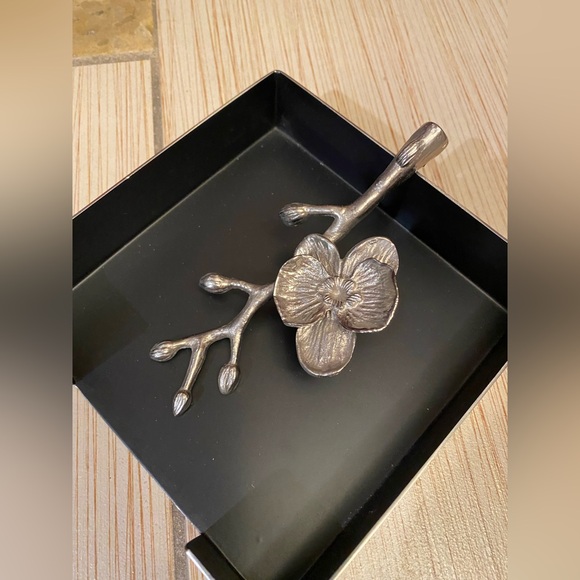Michael Aram Silver Floral Napkin Tray Retired Rare